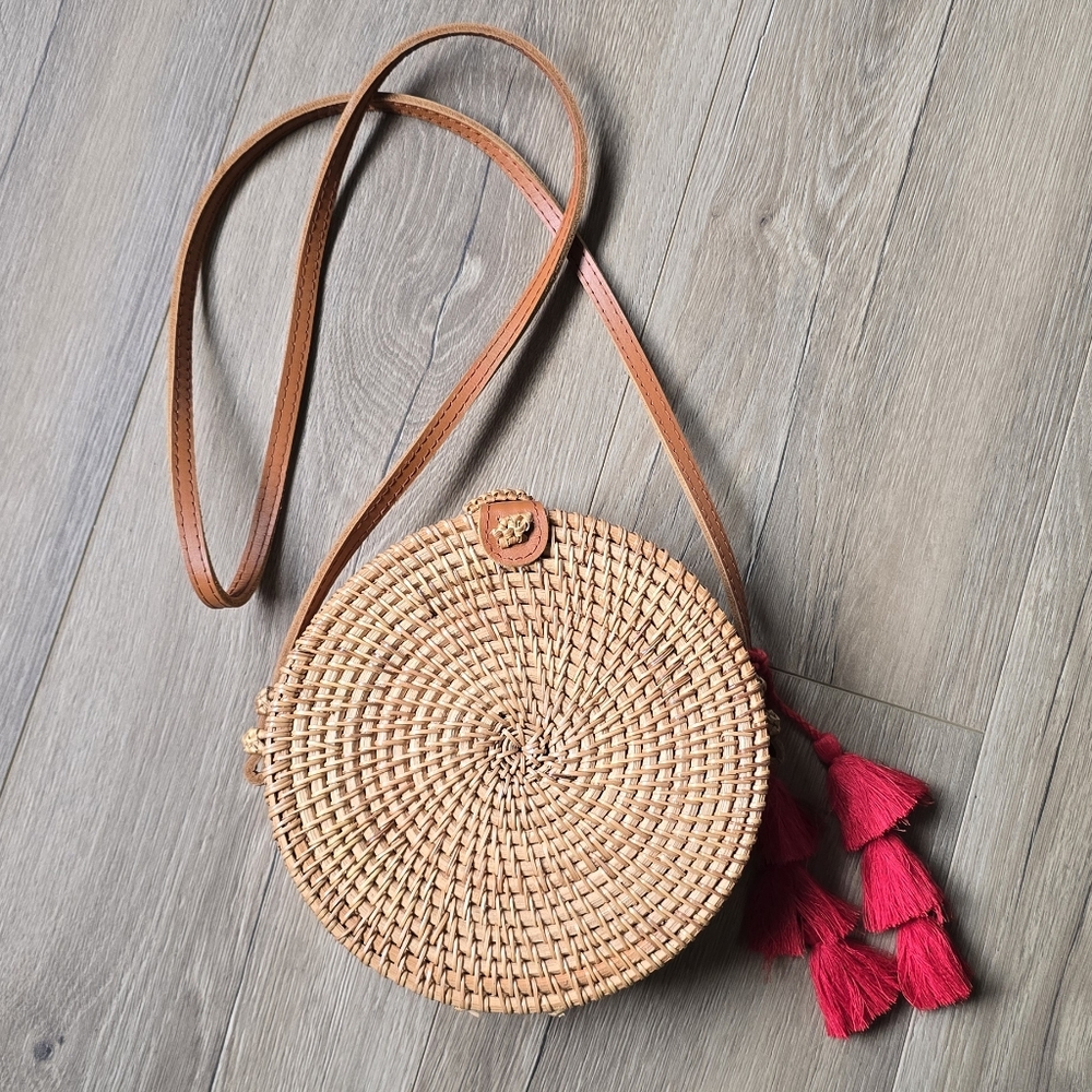 Round Rattan Crossbody Purse